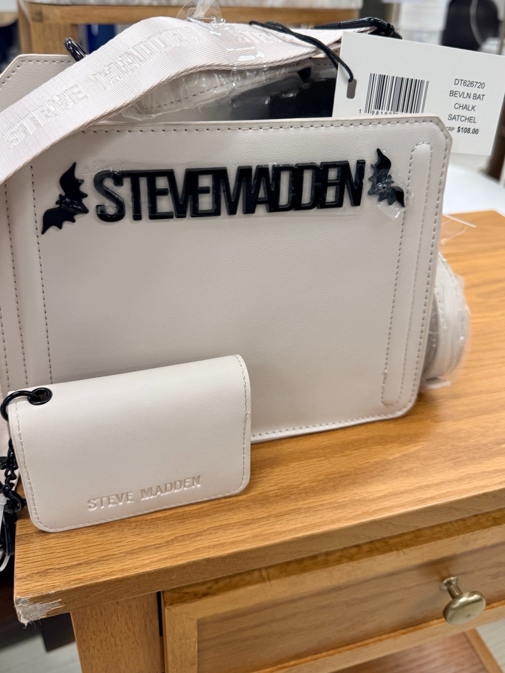 Steve Madden Chalk Bevelyn Bat Halloween Crossbody
